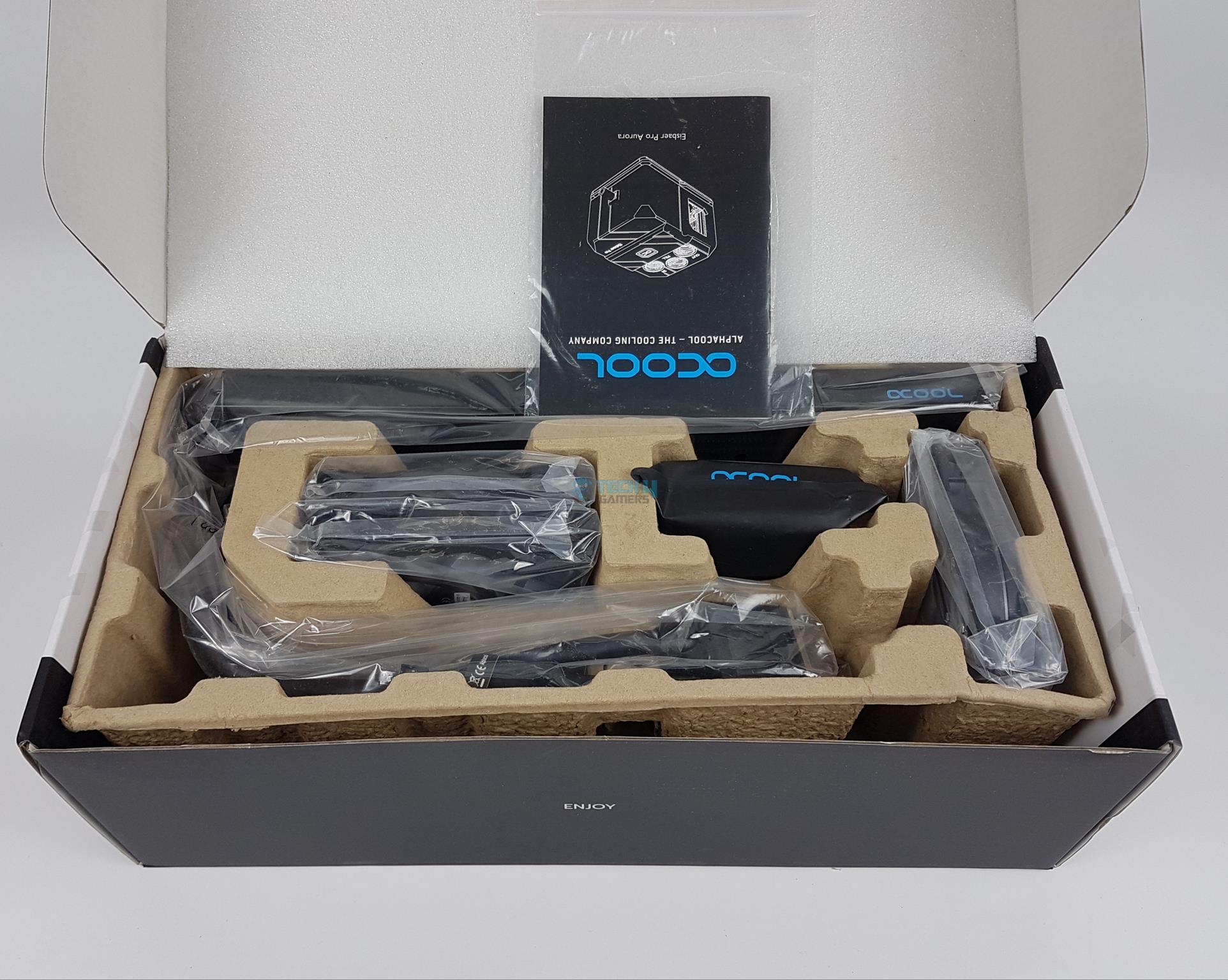 Alphacool Eisbaer Pro AURORA 420 — Packing Box 3