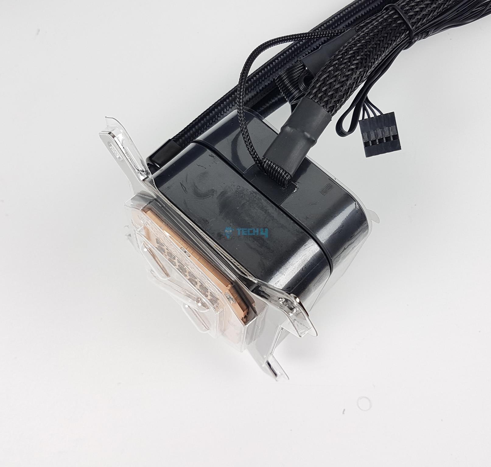 CORSAIR iCUE H170i Elite LCD XT — Pump 3 Copy