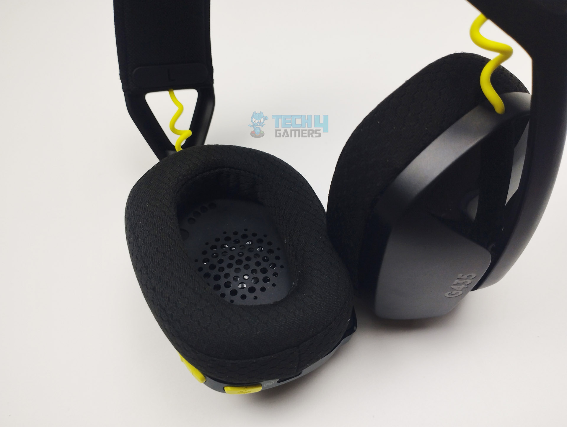 Earcups (Image By Tech4Gamers)