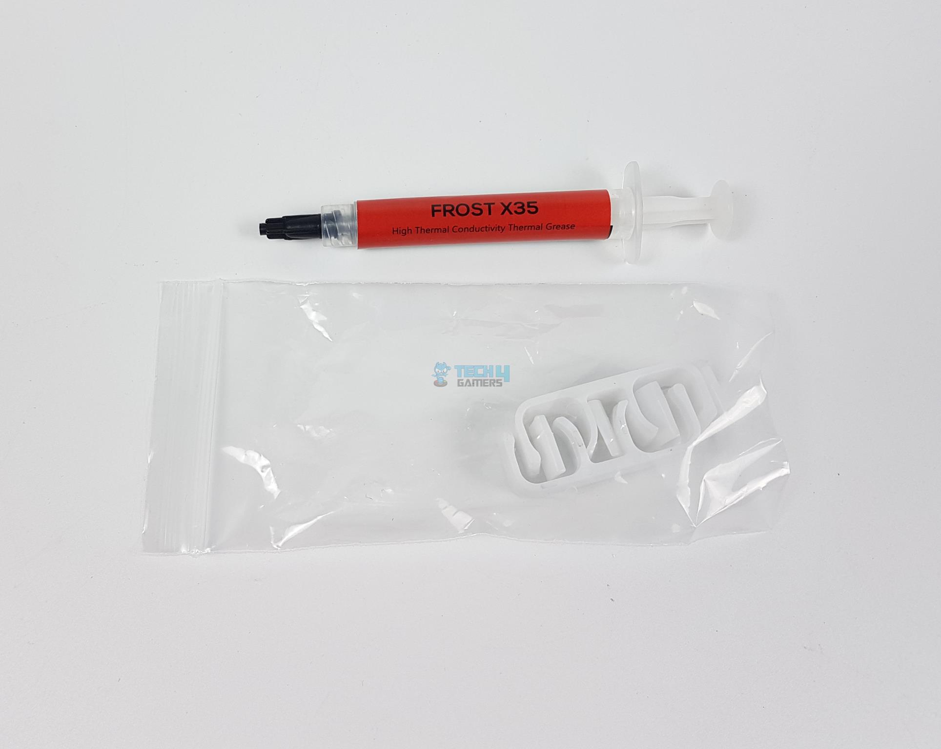 ID-COOLING DASHFLOW 360 XT LITE White Cooler — Thermal Paste