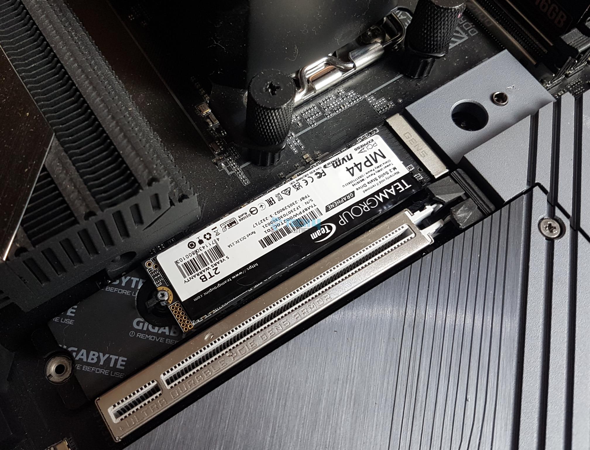 MP44 M.2 PCIe 4.0 SSD 2TB