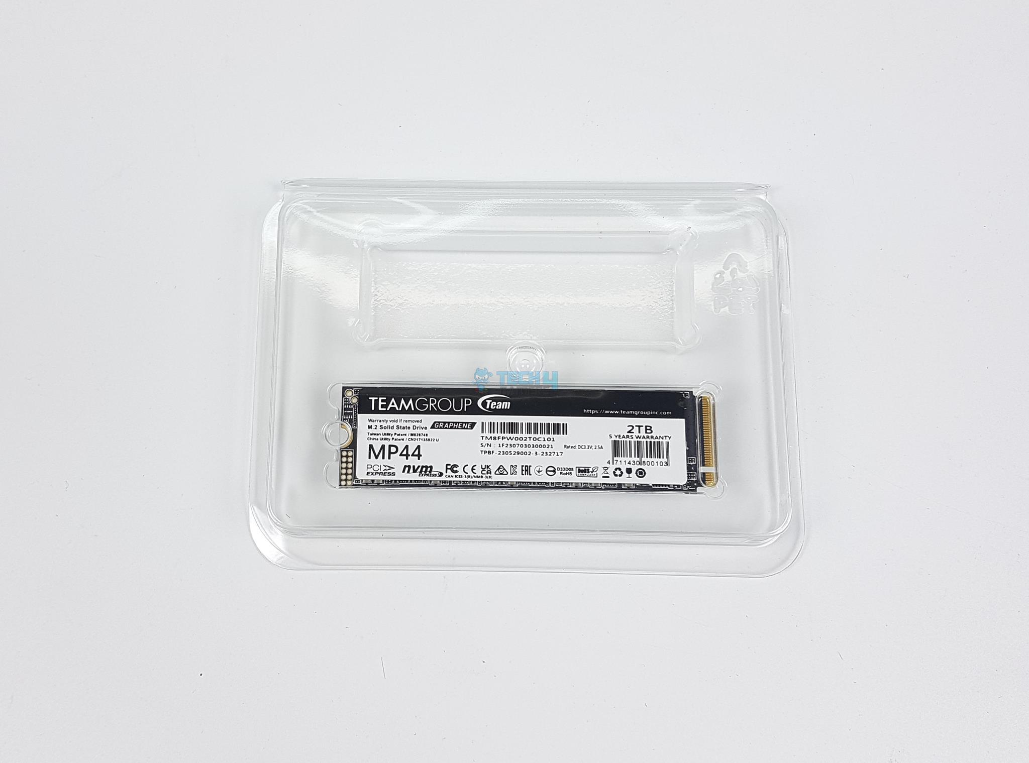 Teamgroup MP44 2TB NVMe SSD — Packing Box 3