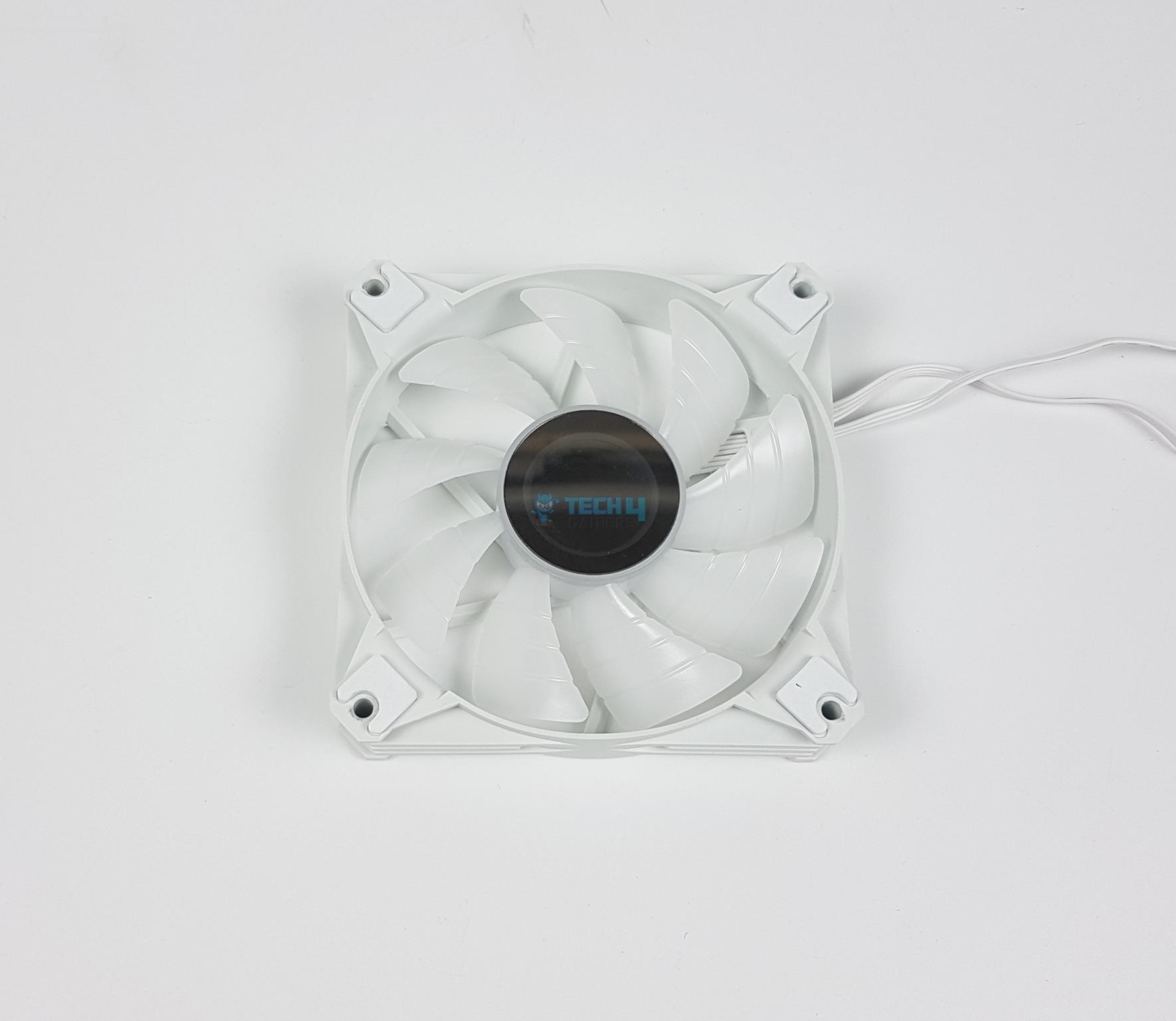 darkFlash Twister DX360 White Liquid Cooler — Fan Front