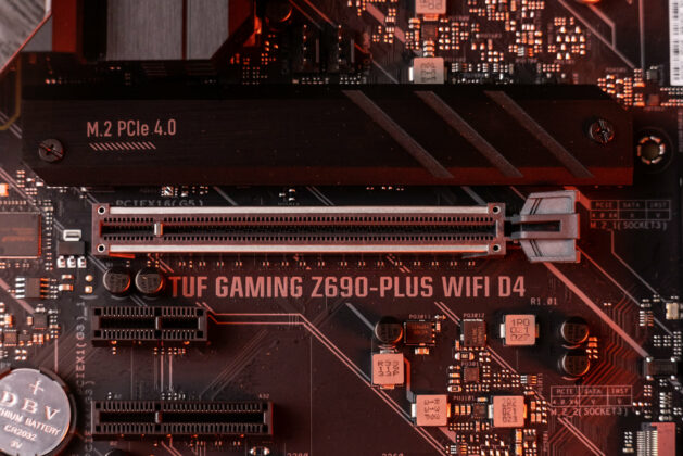 ASUS TUF Gaming Z790-Plus WiFi D4 PCIe