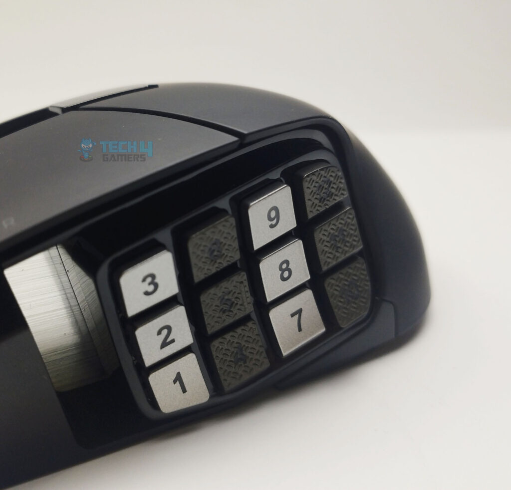 Best Gaming Mouse For Big Hands [Budget, Wired & Wireless]