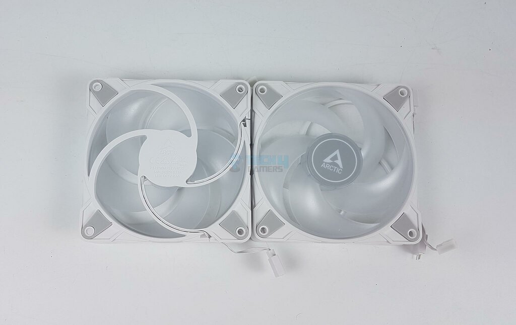 Arctic Liquid Freezer III 240 ARGB — Fan 1 1024x64