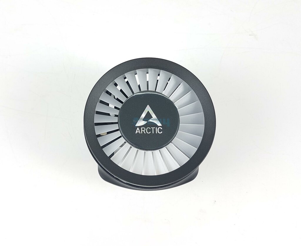 Arcticc Liquid Freezer III - 360 Black A-RGB - Pump Cover Top View