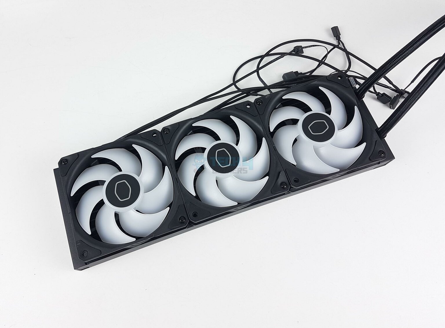 Best 360mm AIO Liquid Coolers In 2025 [All Tested] Tech4Gamers