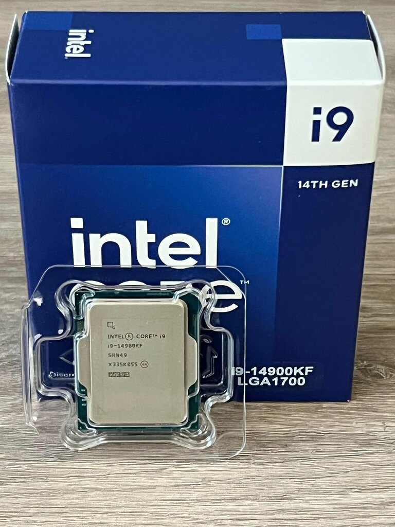 Intel Core i9-14900KF CPU and Box