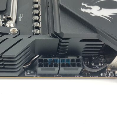 MSI MPG X670E Carbon WiFi - Motherboard - EPS Connectors