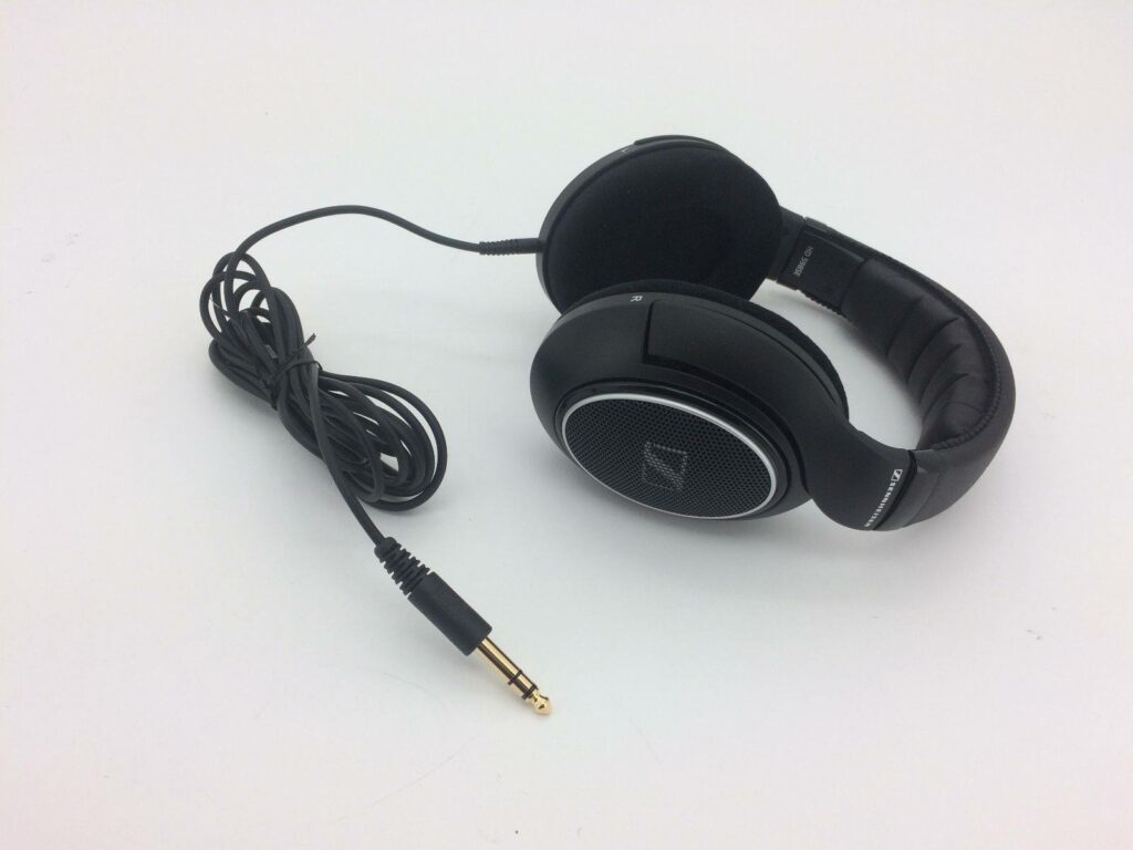 Sennheiser HD 598 Special Edition (Image by Tech4Gamers)