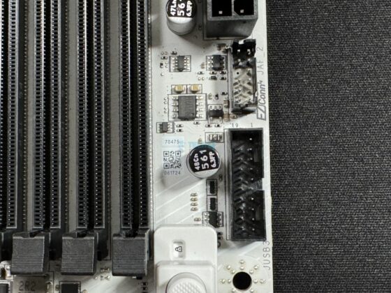 MSI MPG Z890 Edge Ti WiFi internal connectors - 2