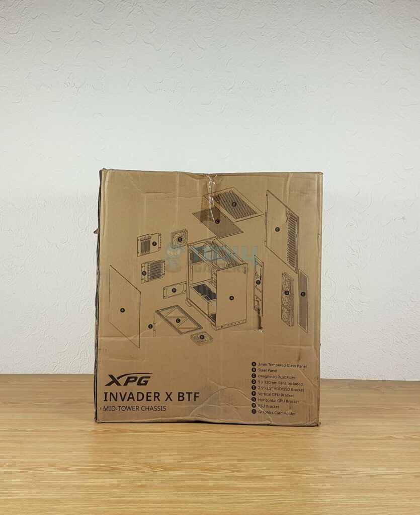 XPG Invader X BTF - Packing Box 1