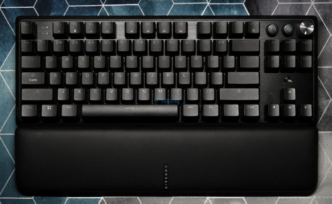 Corsair K70 Pro TKL - Front with wrist rest