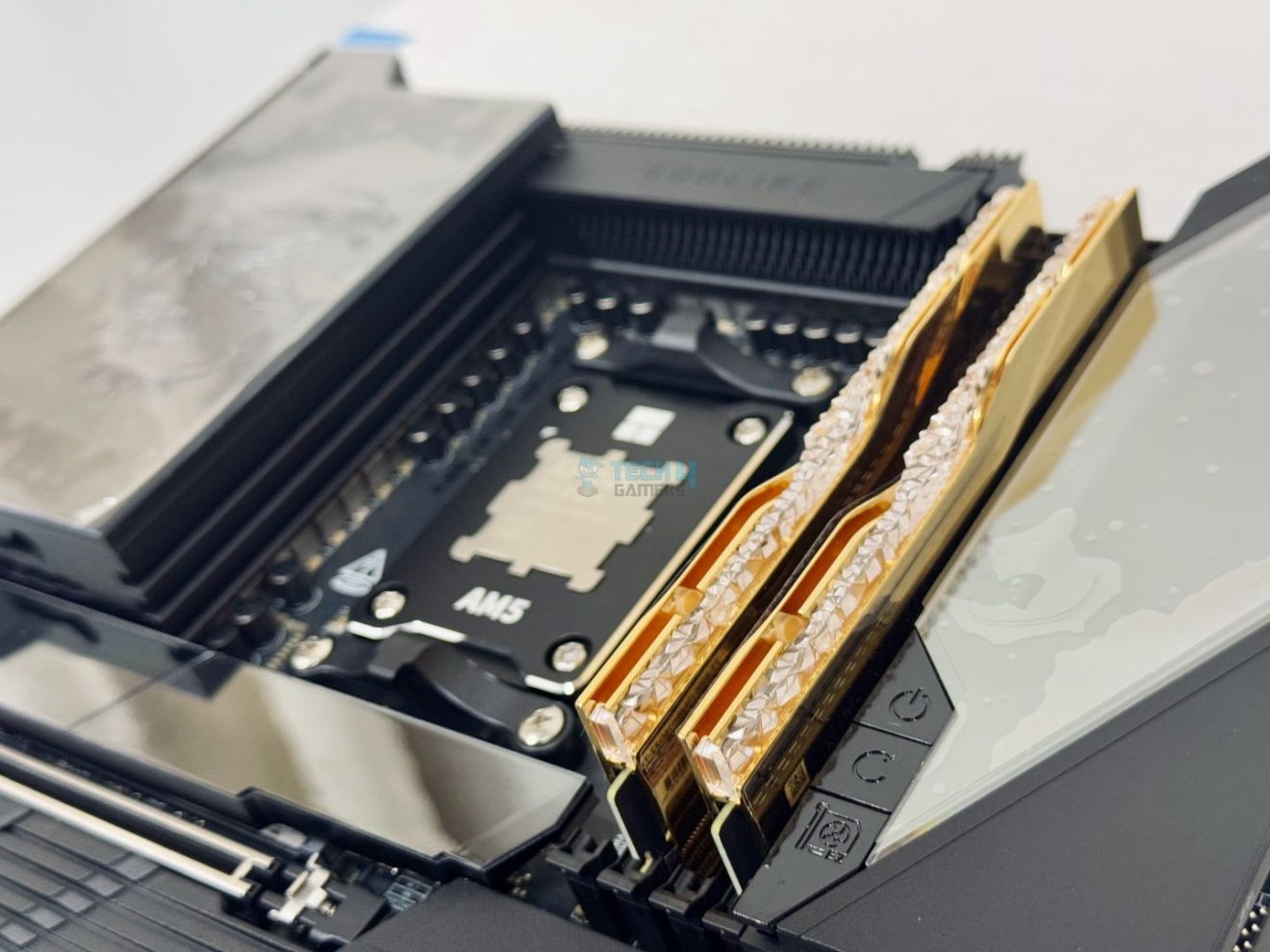 G.Skill Trident Z5 Royal Neo DDR5-8000 CL38 EXPO Kit Review - Tech4Gamers