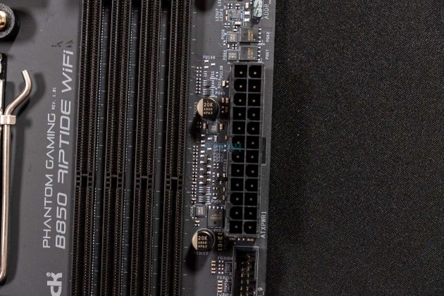 ASRock Phantom Gaming B850 Riptide WiFi- Motherboard Connector