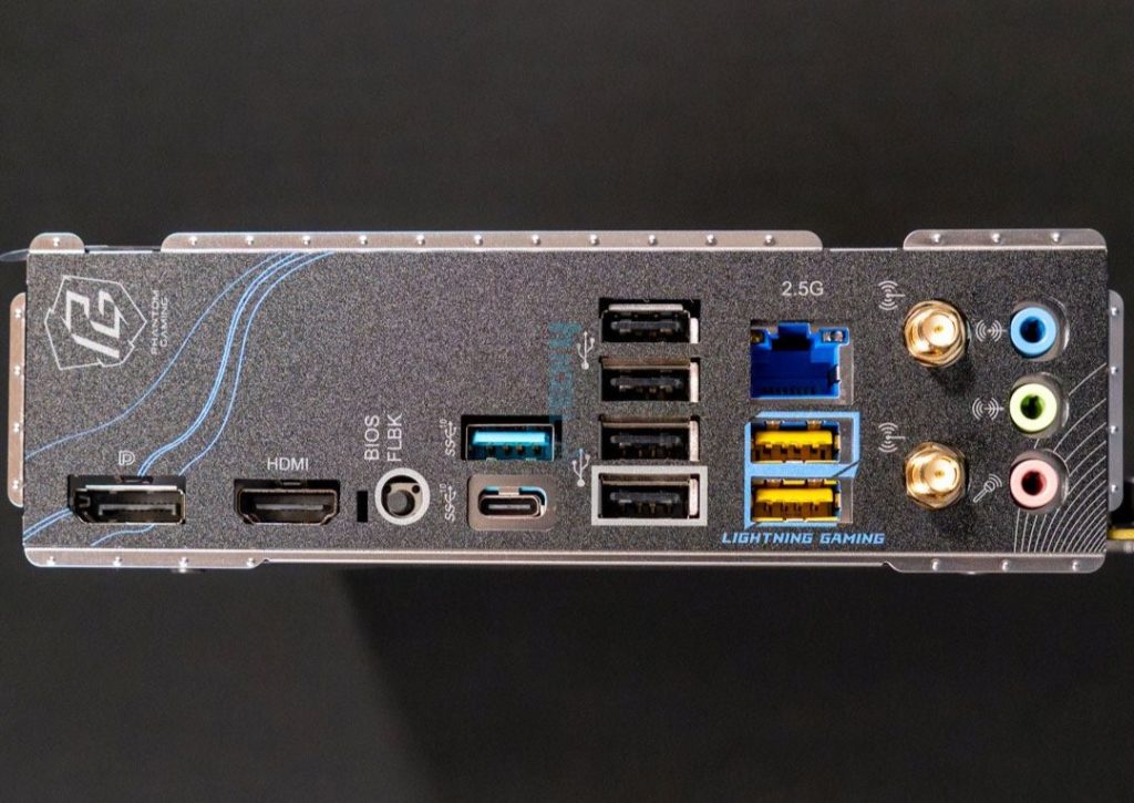 Rear I/O shield panel connections