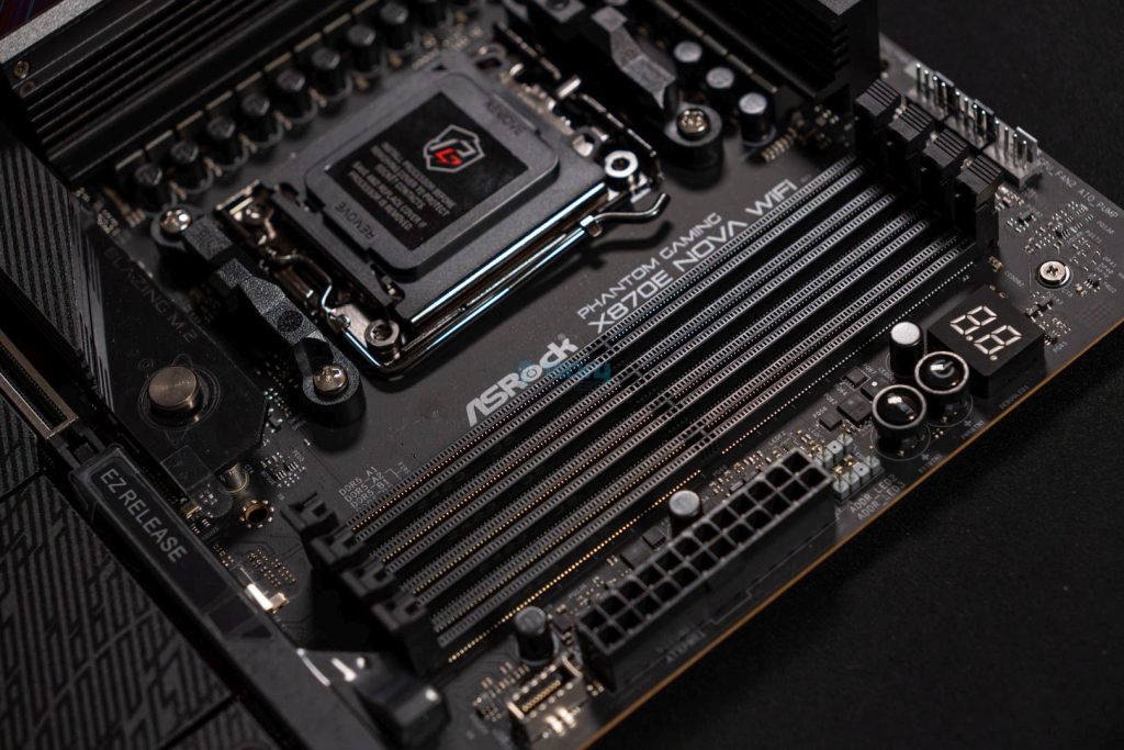 ASRock Phantom Gaming X870E Nova - DIMM Slot