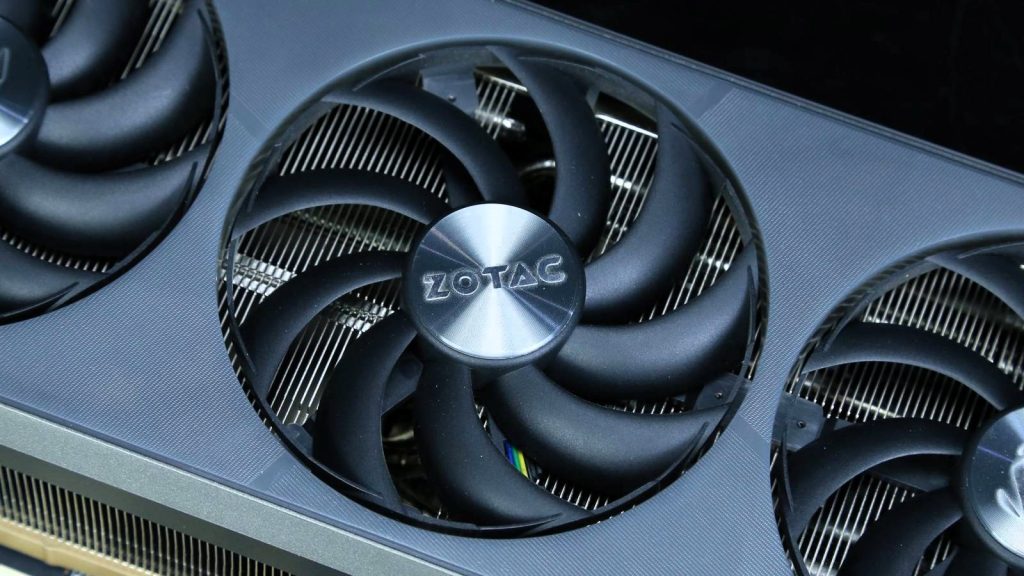 Zotac GeForce RTX 5080 AMP Extreme Infinity fan