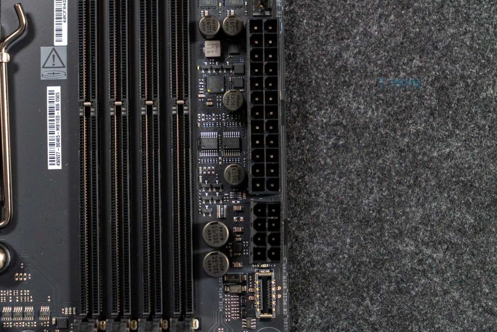 ASUS ROG Crosshair X870E Hero - 24-pin ATX connector