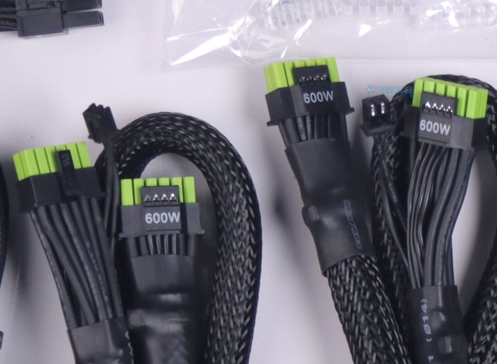 Dual Native 12V-2x6 Connector with TempGuard