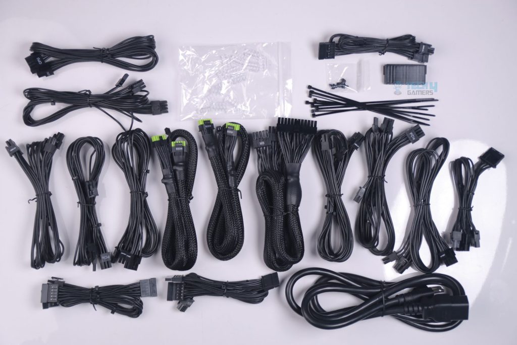 ASRock TC1300T Titanium - Cables & Accessories