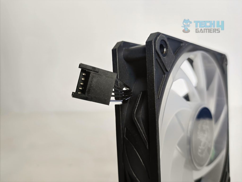Fan Connector