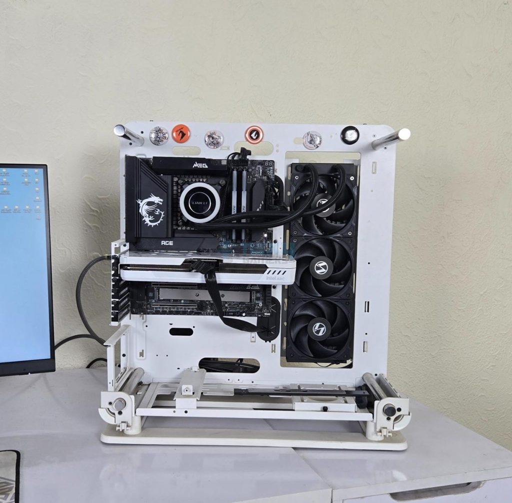 Lian-Li-GA-II-Lite-360-Performance-Test-Setup