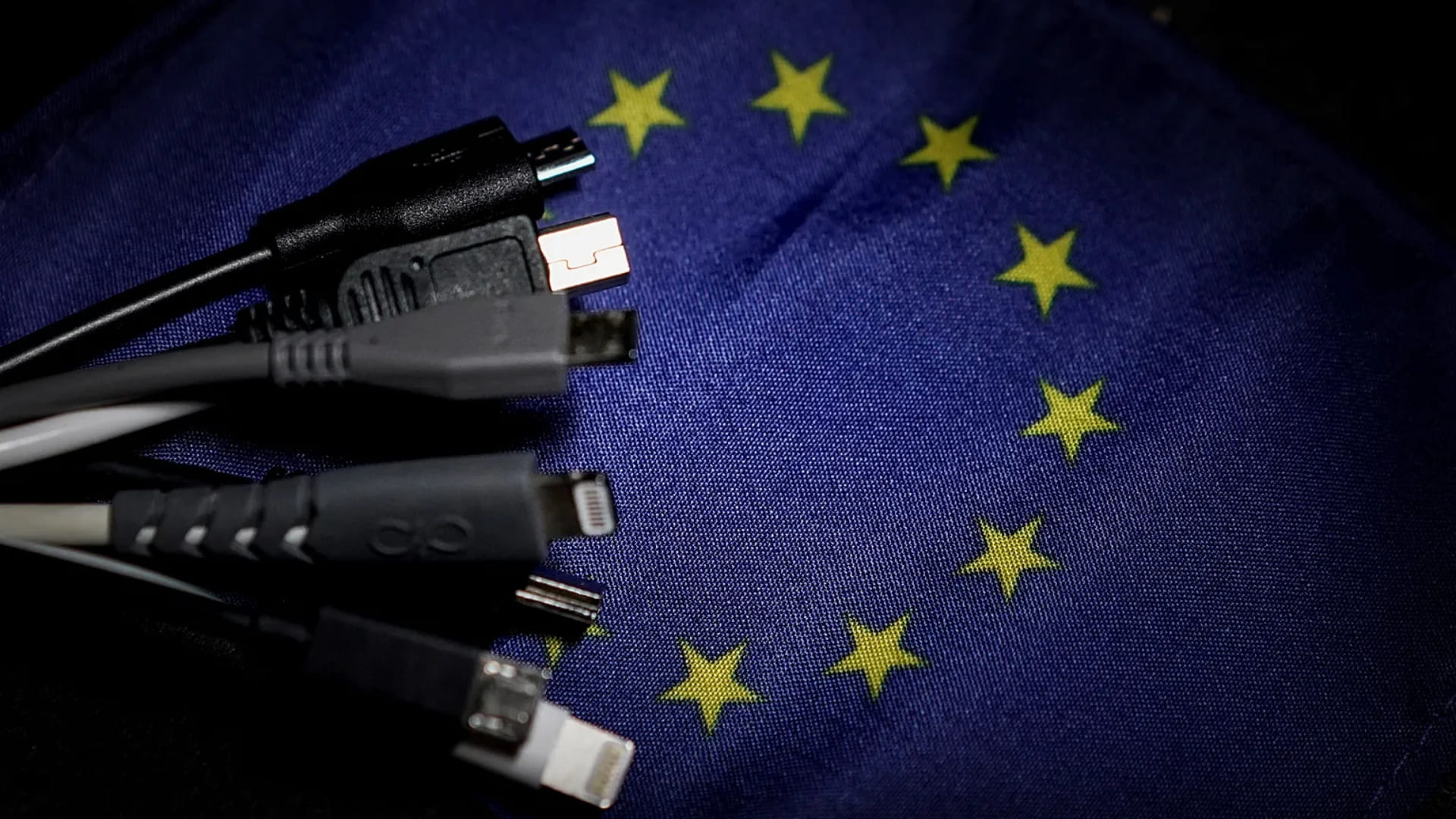 EU Law Mandates USB-C Chargers to Feature Detachable Cables