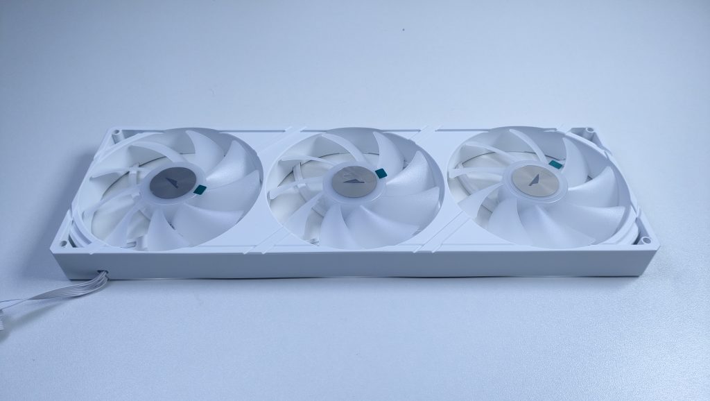 Fans Front - Game Max Glacier 360