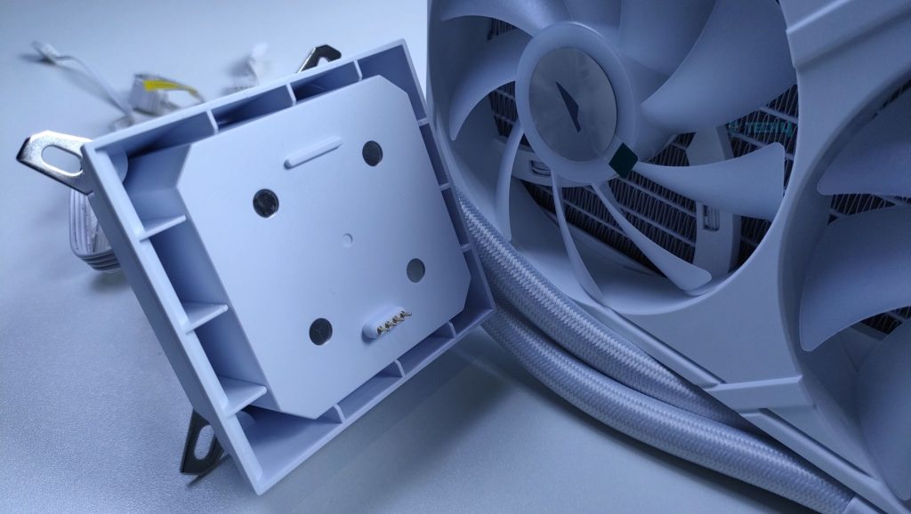 Block - Game Max Glacier 360