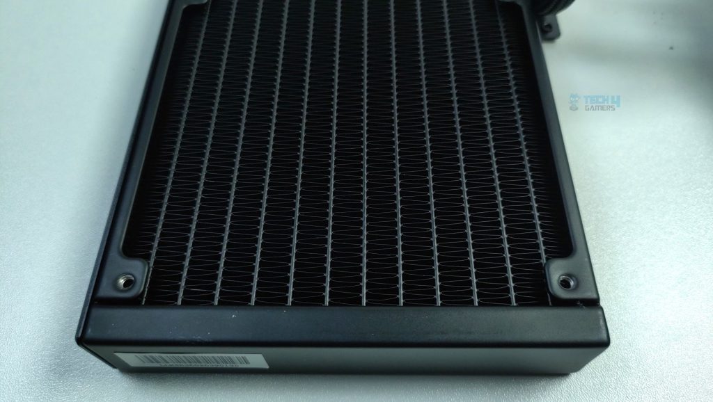 Fin Design - Lian Li Hydroshift II LCD-S 360TL