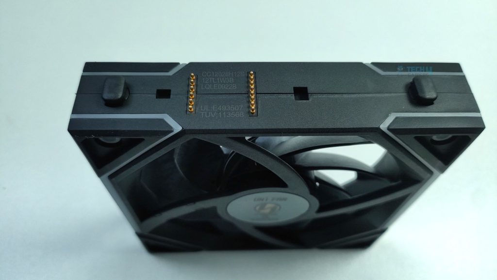 Pogo Pins for the Receiver - Lian Li Hydroshift II LCD-S 360TL