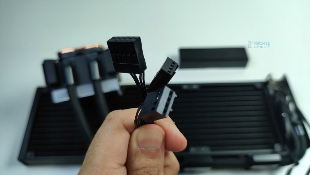 Connections - Lian Li Hydroshift II LCD-S 360TL