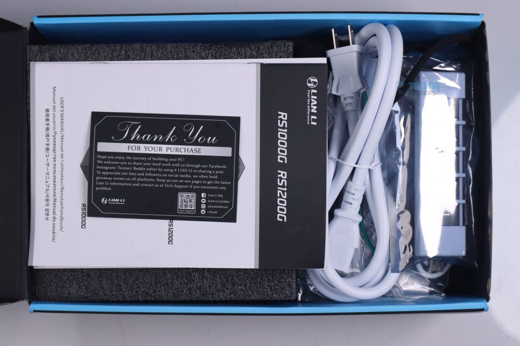 Lian Li RS1200G Gold- PSU Box Open - 1