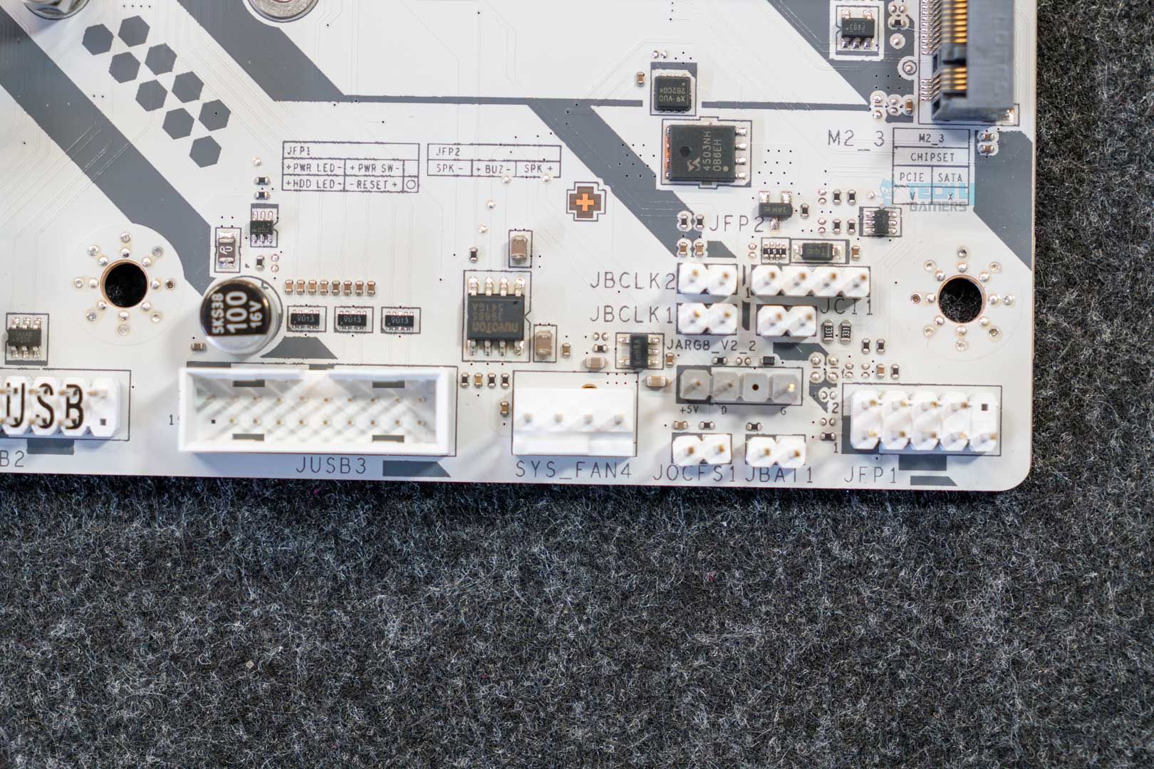 MSI MAG B850 Gaming Plus Max WiFi - Bottom right connectors