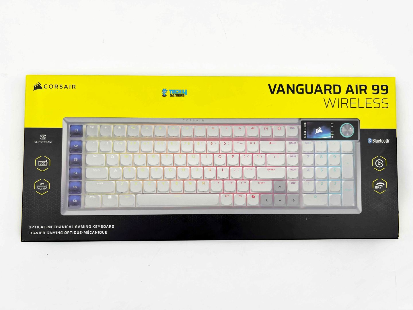 Corsair-Vanguard-Air-99-Frontside-of-the-Box-2