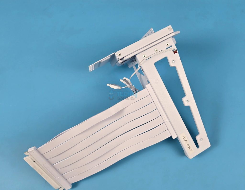 Lian-Li-V4-VG4v4-Bracket-GPU-Bracket-Base-View