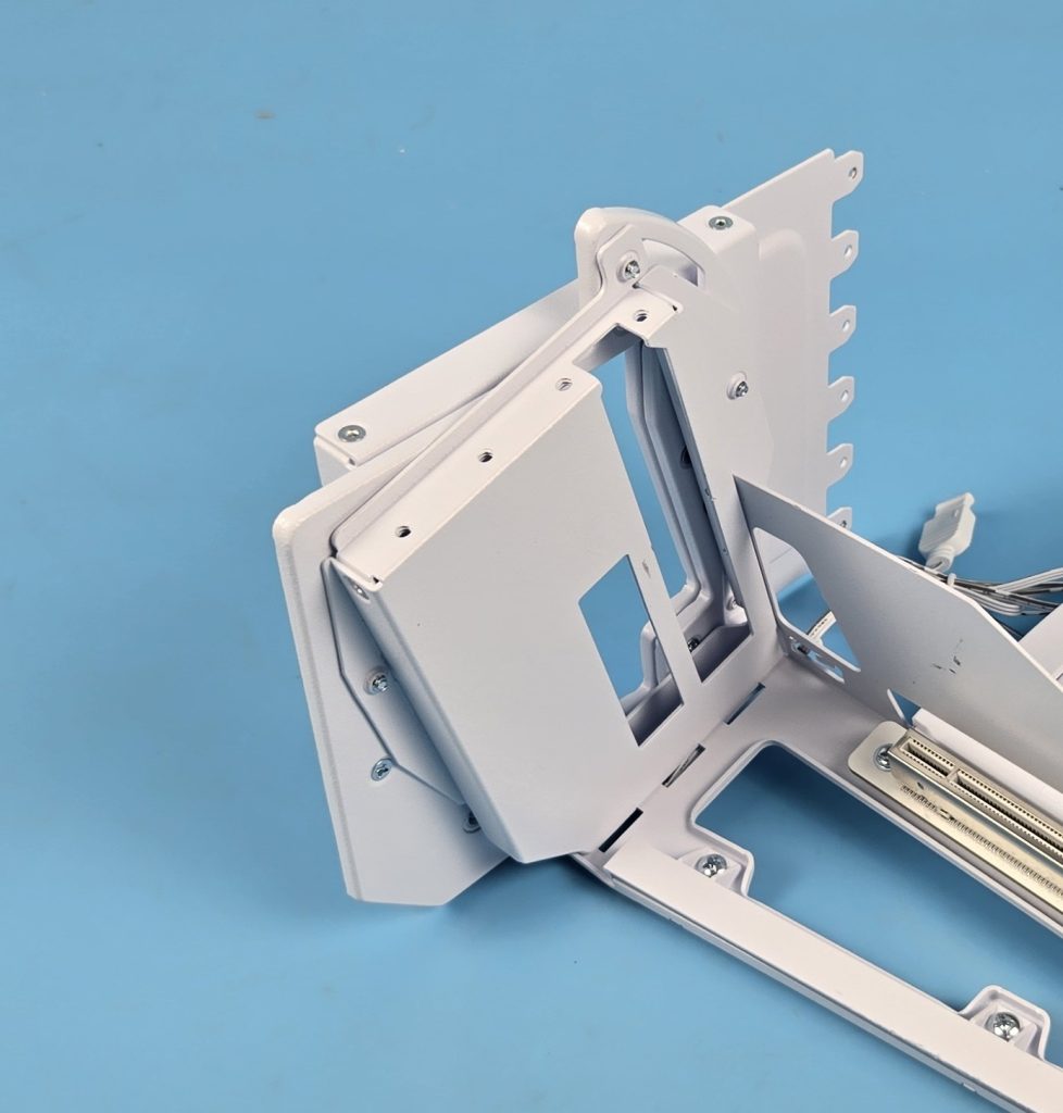 Lian-Li-V4-VG4v4-Bracket-GPU-Bracket-Rear-Bracket