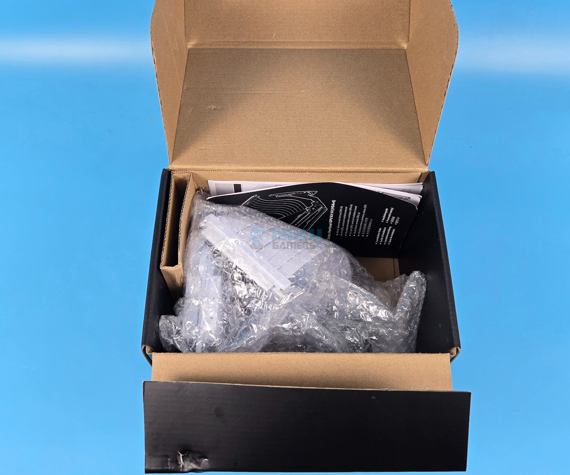 Lian Li V4 (VG4v4) Bracket - Packing 2