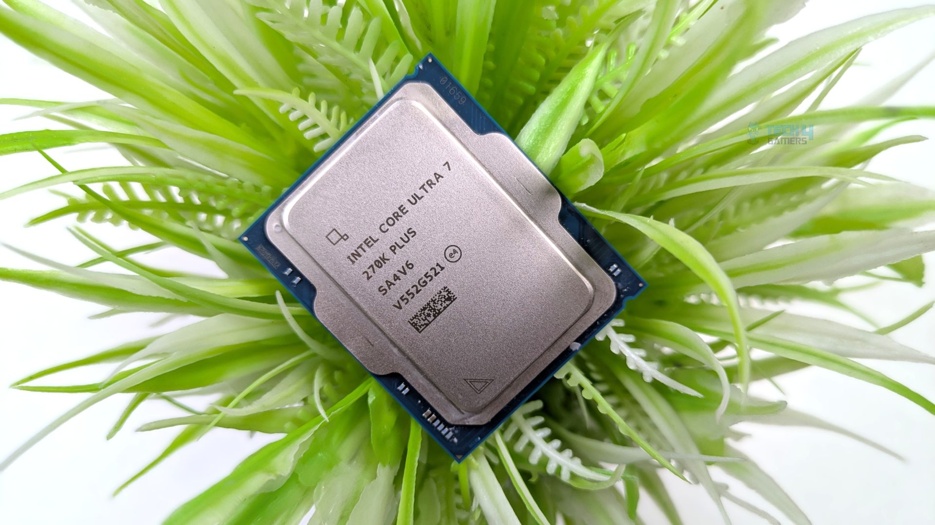 Intel Core Ultra 7 270K Plus Review: AMD Should Be (Mostly) Worried Intel Core Ultra 270K Plus