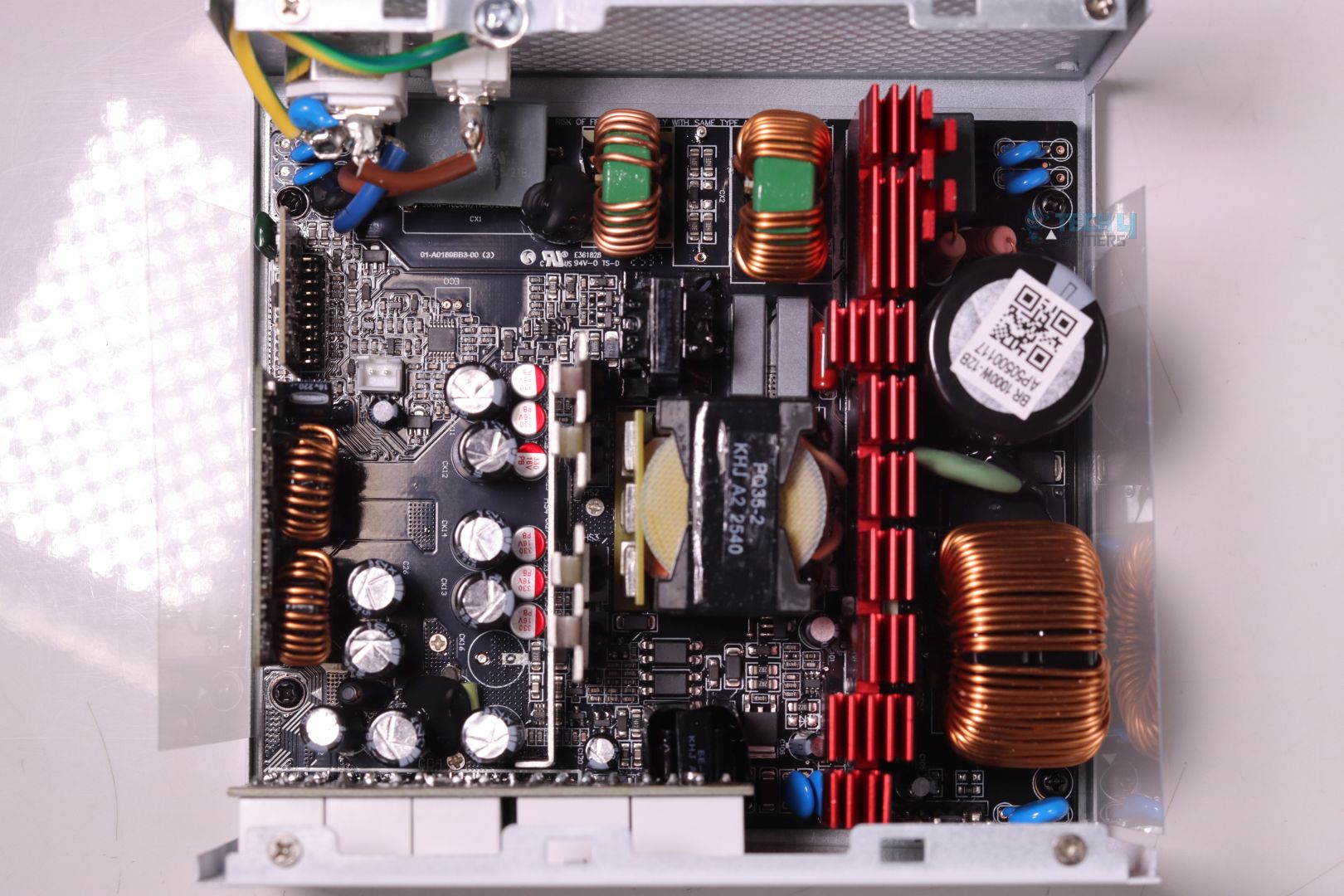 Enermax Revolution III S 1000W Platinum - 1a - PSU Teardown