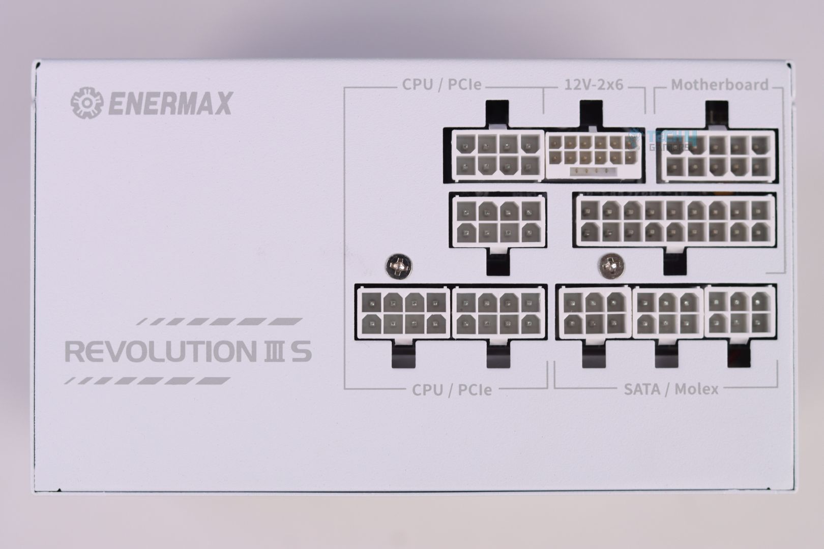 Enermax Revolution III S 1000W Platinum - PSU Modular Connectors Side