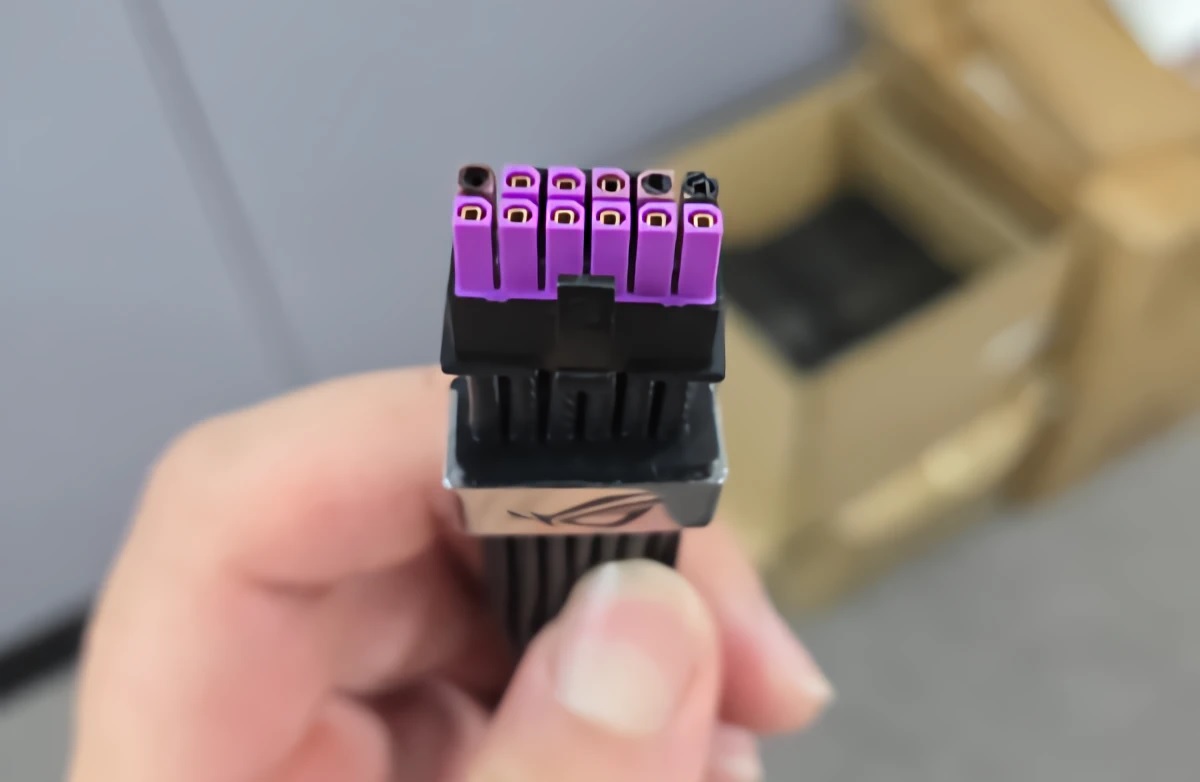 ASUS ROG Equalizer Cable