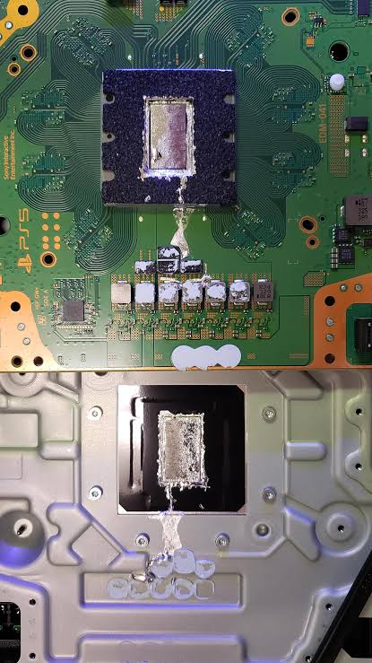 PS5 Liquid Metal Leak