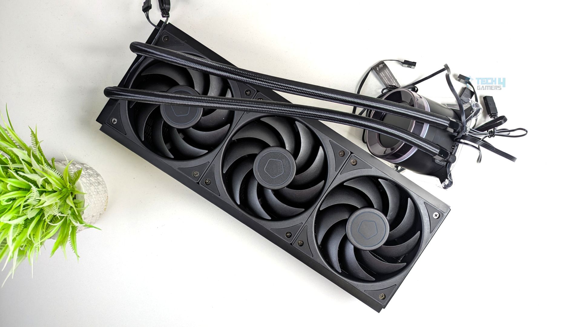 ID-Cooling SL360 V2 Plus