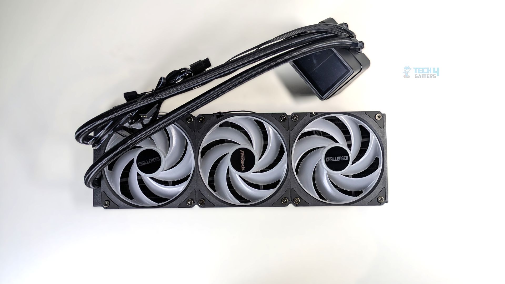 ASRock Challenger 360 Digital AIO Liquid Cooler